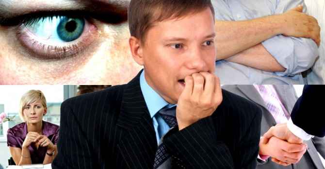 2012-cinco_gestos_que_podem_te_eliminar_numa_entrevista_de_emprego_f_001