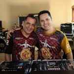 O anfitrião e o DJ Danilo Bachega que animou bastante os convidados.