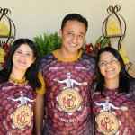 Eliciane Messias ao lado do casal Roberto Pacheco e Márcia Ribeiro.