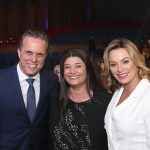 O presidente da Cassems Ricardo Ayache ao lado da deputada federal Rose Modesto e de sua esposa, a nutricionista Melissa Andrade