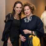 Esther Schattan, Marcia Grostei