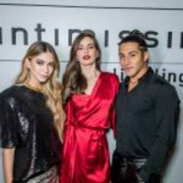 Jordanna Maia, Camila Queiroz e Juan Guedes (1)