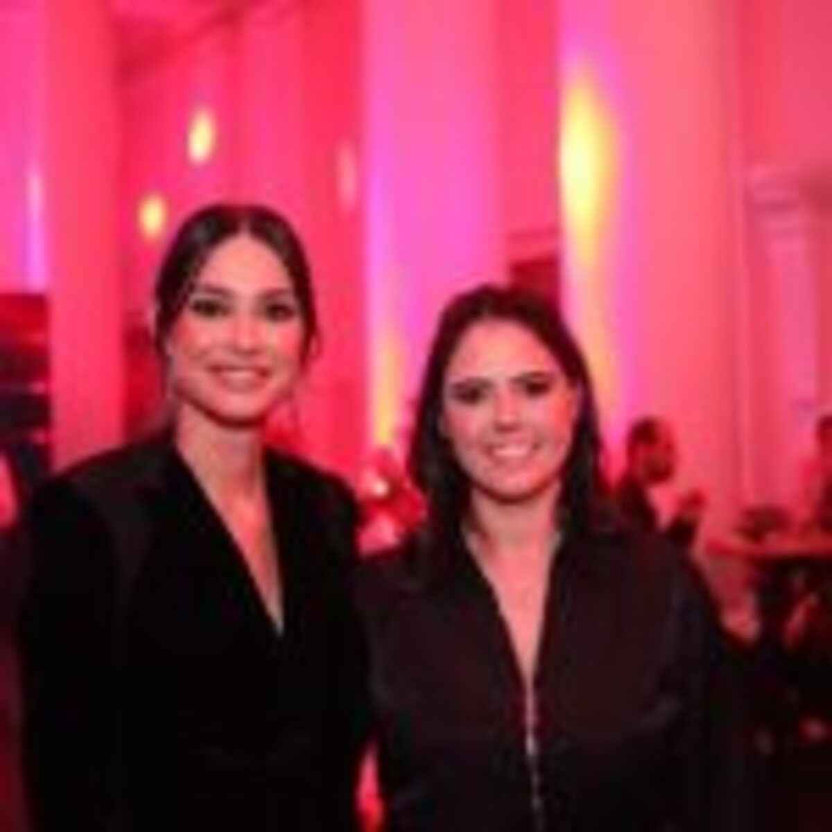 THAILA-AYALA-E-FE-GIO