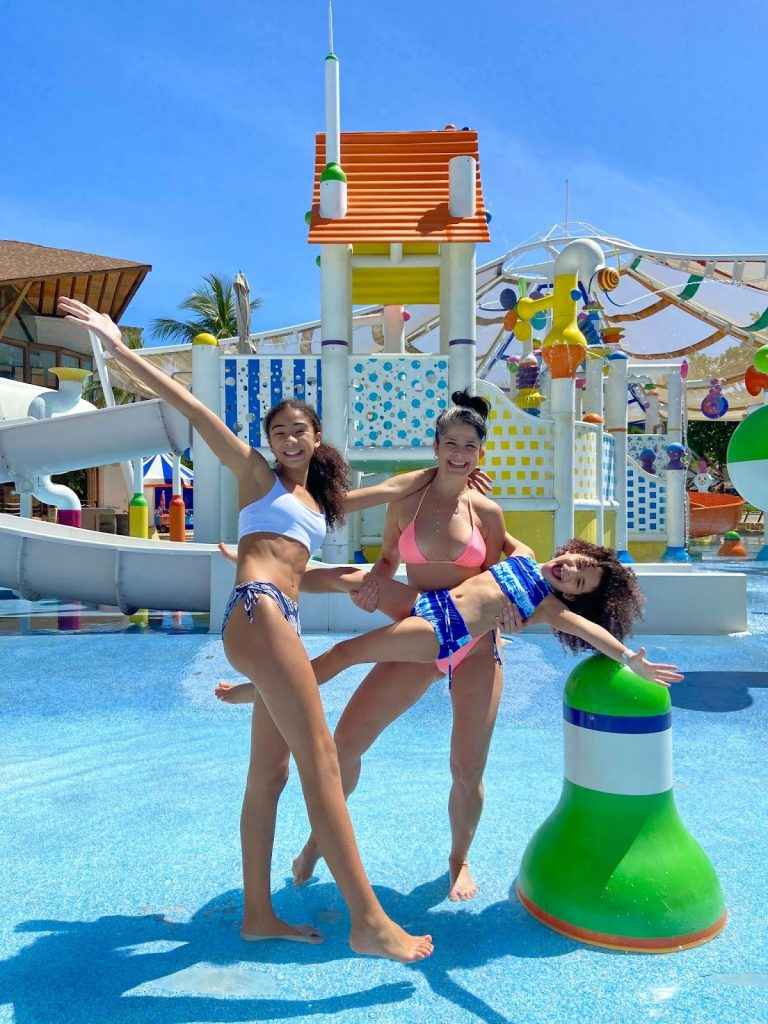 Samara Felippo celebra aniversário da filha no Beach Park