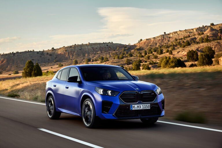 Novo BMW X2 M35i chega ao Brasil com potência