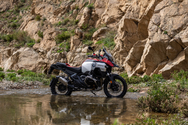 BMW Motorrad inicia pré-venda da BMW R 1300 GS Adventure