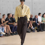 SAINT LAURENT_FASHION_SHOW_MEN_SUMMER26_RUNWAY_22_HR
