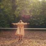 MeuAyrton_S1_EP1_48_Adriane Galisteu em Casa Braga em Portugal