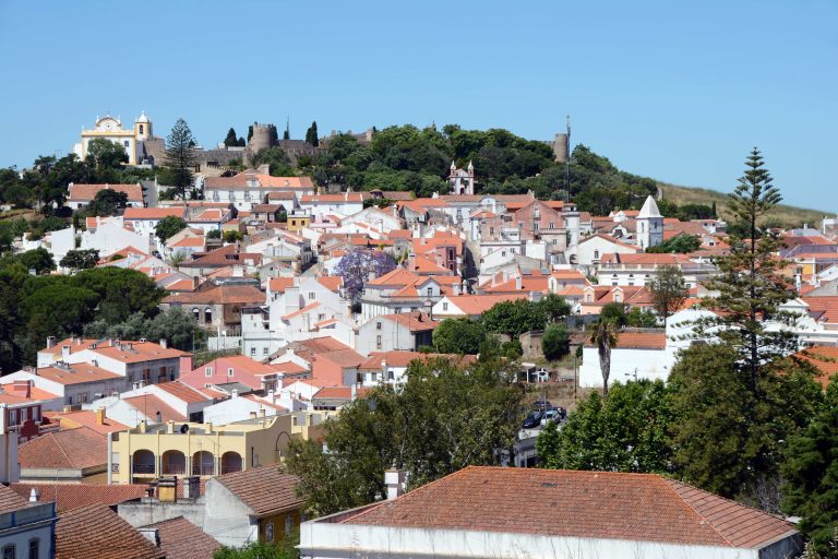 Santiago do Cacém revela seus encantos no Alentejo