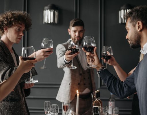 Mitos e verdades do vinho que você precisa saber