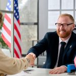 A-entrevista-do-visto-americano-verifica-a-procedência-das-informações-fornecidas-no-formulário-DS-160-960×540