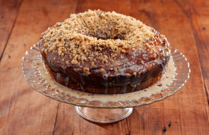 Sabor caipira: Bolo de Paçoca é destaque nas festas julinas