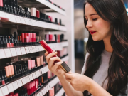 Como escolher um gloss que trata os lábios