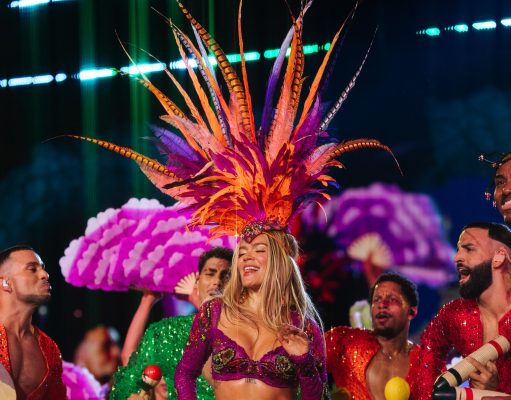 Cantora Karol G estreia turnê mundial em Chicago