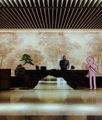 Janu Tokyo une luxo e arte em nova mostra exclusiva