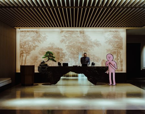 Janu Tokyo une luxo e arte em nova mostra exclusiva