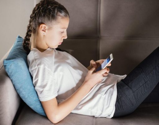 Como proteger a coluna do uso excessivo do celular