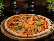Celebre o dia da pizza com a verdadeira receita Napolitana